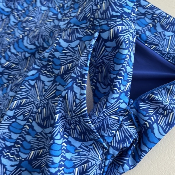 Vineyard Vines Royal Ocean Palmetto Print Tennis/Golf Skort. Size 4 - Picture 9 of 12